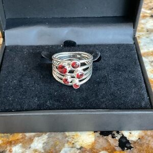 Beautiful sterling silver garnet ring in size 8